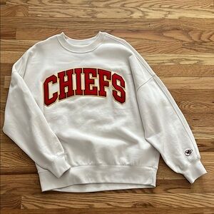 Chiefs White Sweatshirt